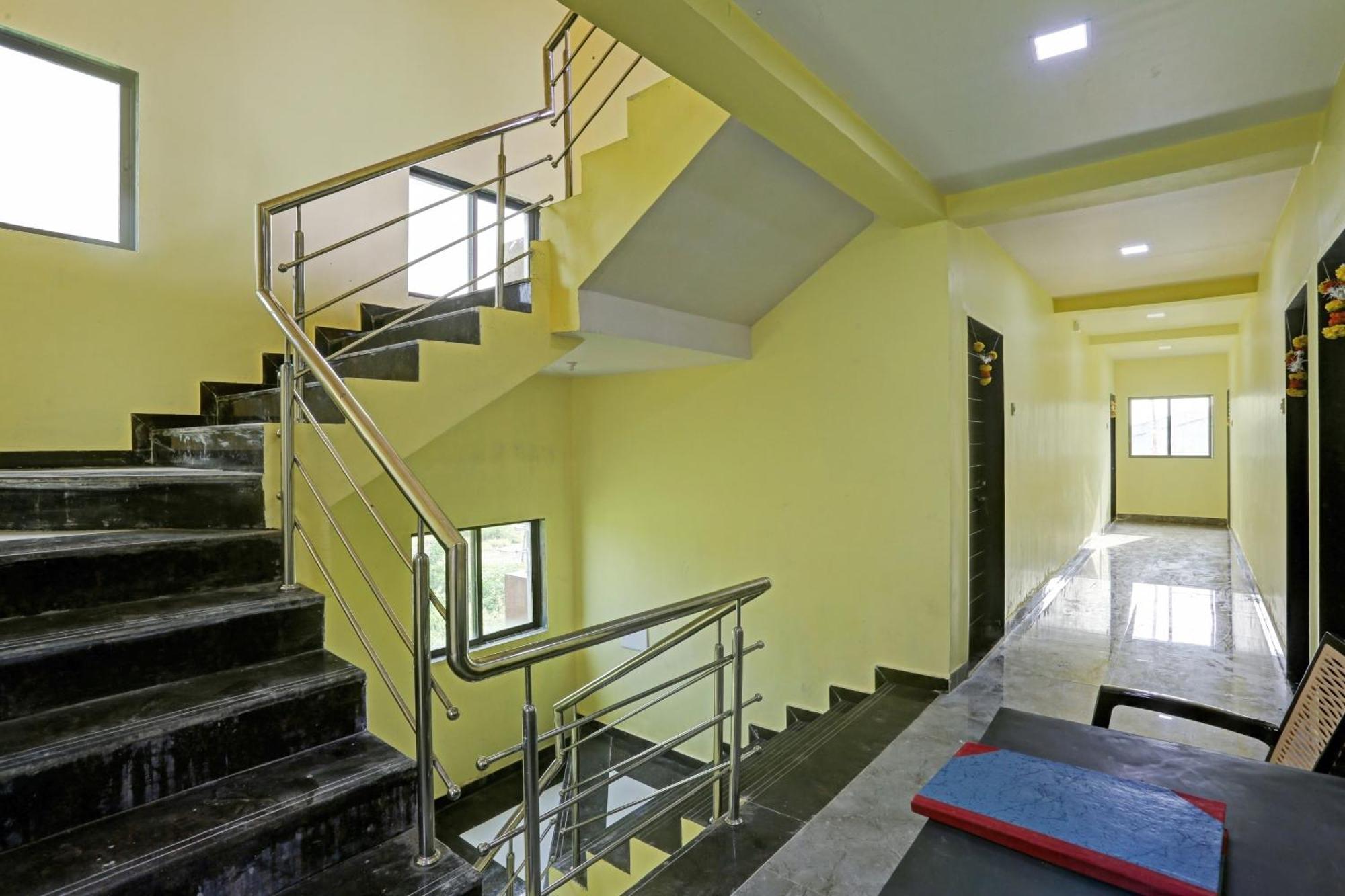 Hotel O Om Sai Residency Lodging And Boarding Taloje Luaran gambar