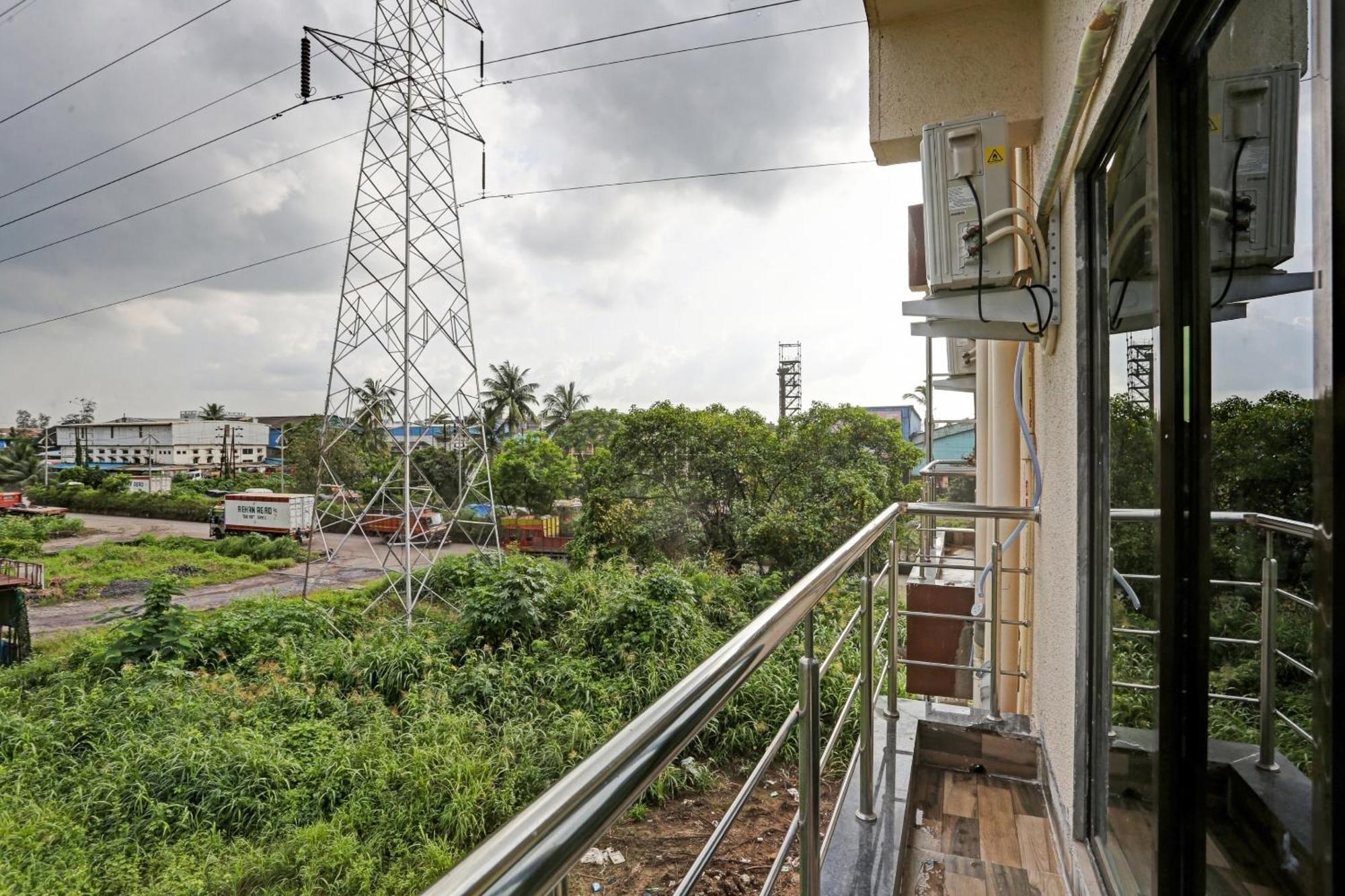 Hotel O Om Sai Residency Lodging And Boarding Taloje Luaran gambar